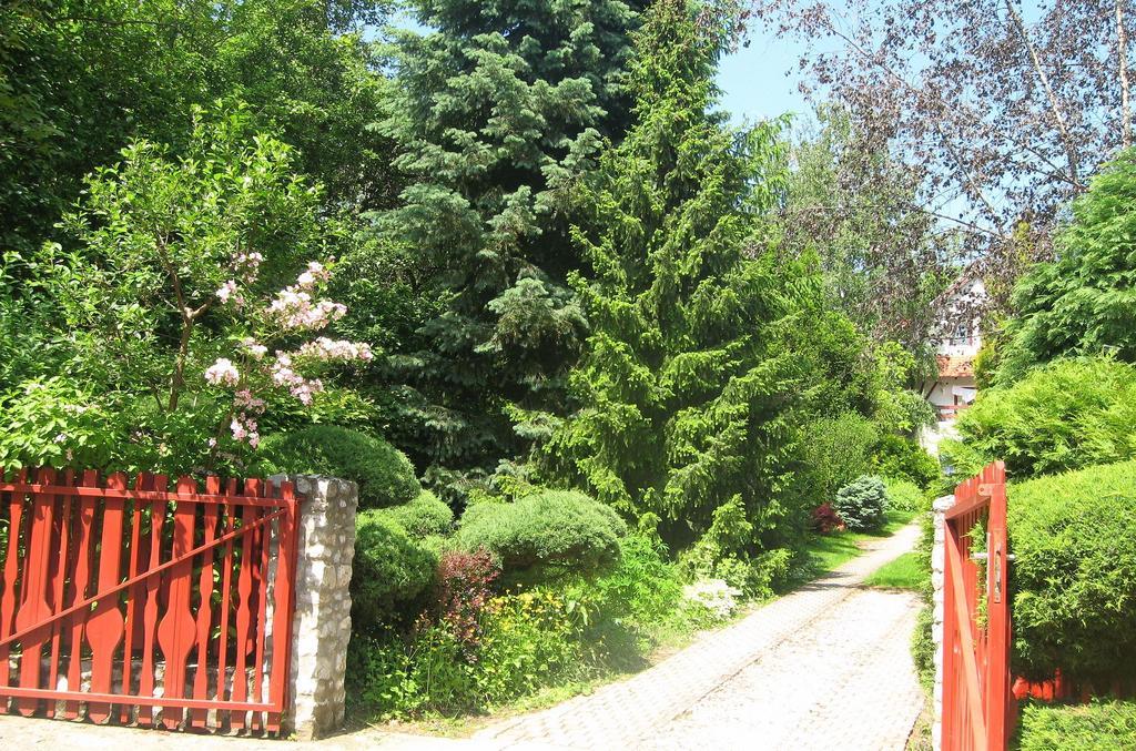 Flair Apartmanház Eger Exterior foto